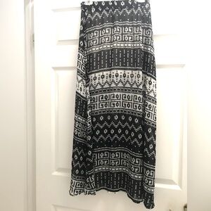 Brandy Melville Skirt